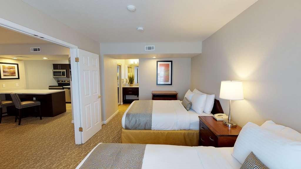 Chase Suite Hotel Newark Fremont Room photo